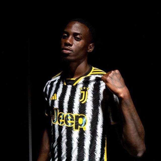 1688255118275034234.jpg weia.jpg