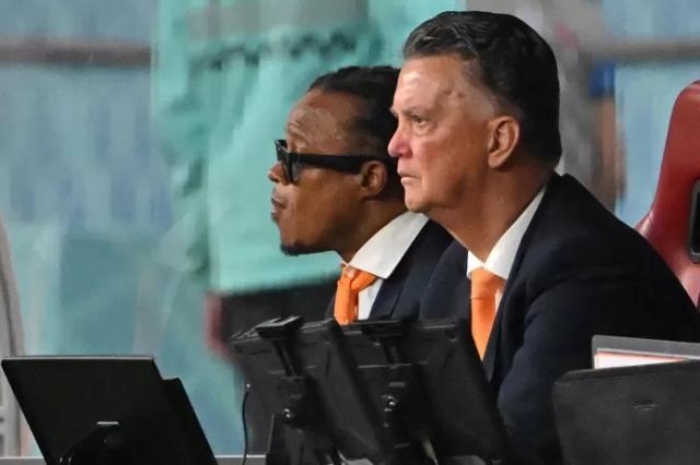 1670098107214045348.jpg 2.jpg