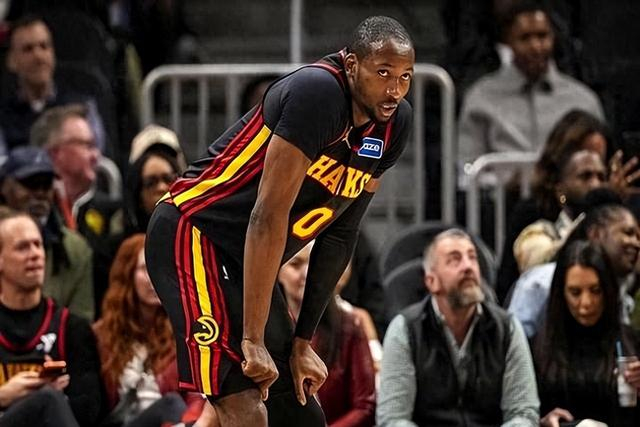 开云体育官网-勇士卖你就对了!老鹰重建也不养闲人 2短板就是个废柴|库明加|乔纳森·库明加|亚特兰大老鹰队|金州勇士队|乔-约翰逊_新浪体育_新浪新闻